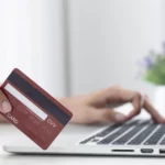 Who can apply for Flipkart Axis Bank Credit Card?