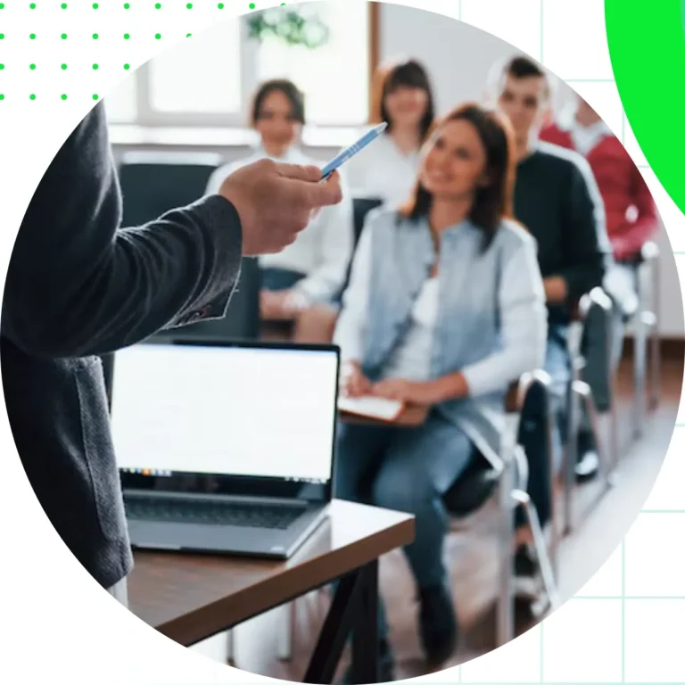 Cursos Superiores que Combinam com Quem Ama Viajar