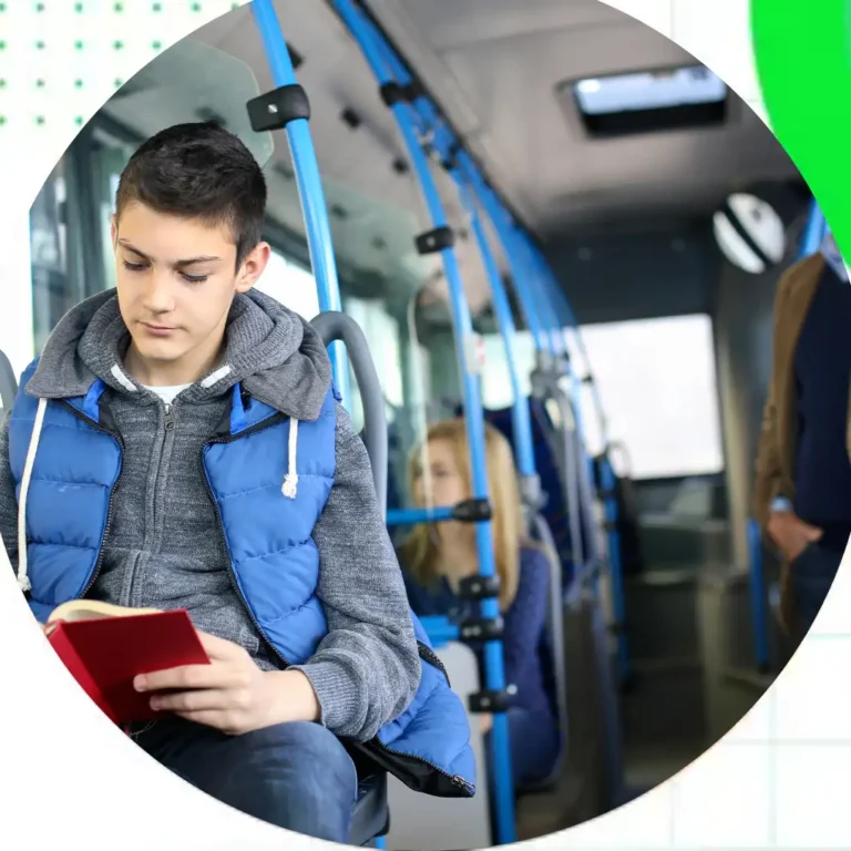 Como estudar no transporte público sem perder rendimento